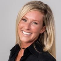 Jenna Gianneschi, Realtor