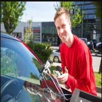 Anaheim Auto Glass & Windshield Replacement Specialist