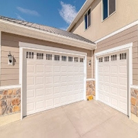 Saddle Garage Door Pros