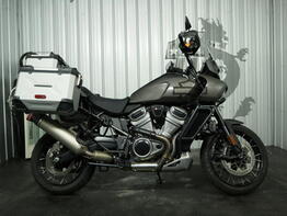 2023 Harley-Davidson® RA1250S - Pan America™ 1250 Special