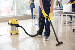 Hiring commercial cleaning specialists: Key considerations for businesses