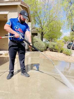 Power washing services for driveways, homes, and businesses in Scottsdale.