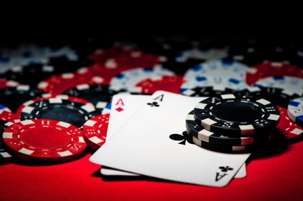 Why Are Poker Games So Popular?