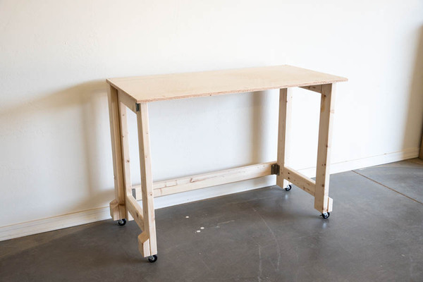 Rectangular folding table: choose the one you need!