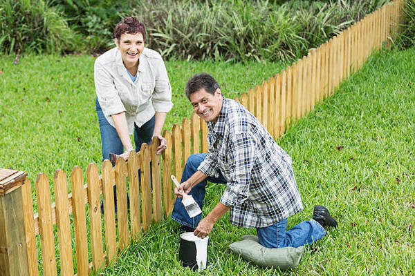 10 Characteristics Of A Reputable Fencing Contractor