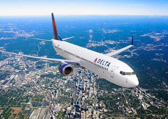 Come posso comunicare con l'operatore Delta Airlines?