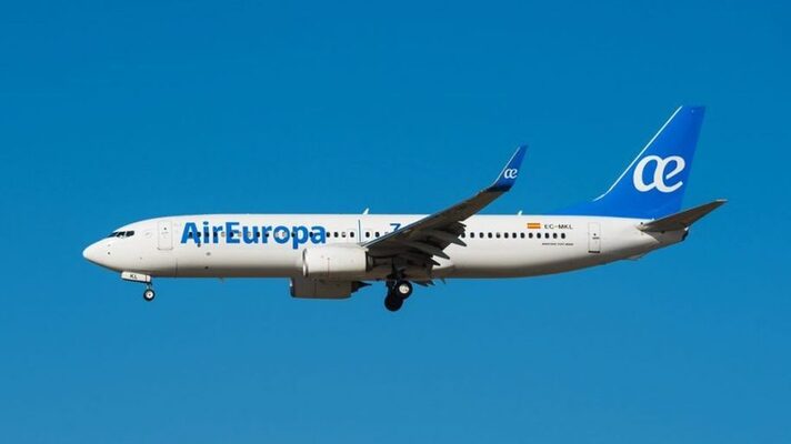 ¿Cómo contactar con el servicio de cliente de Air Europa Perú?