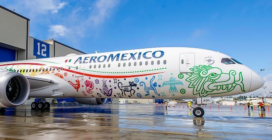 ¿Cómo hablar con un agente de Aeroméxico en Cancún?