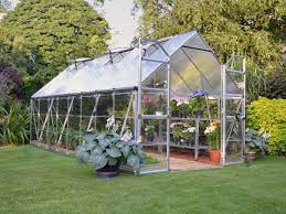 Palram Greenhouses: The Healing Power of Aromatherapy Gardens