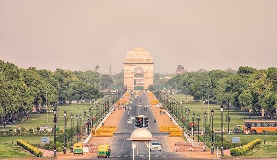 Explore Delhi Popular Tour Places in Your Budget