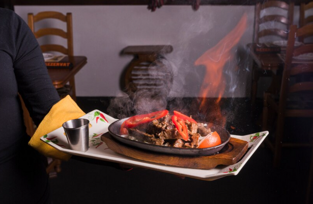 Savor the Exclusivity: Arizona Hibachi Backyard Private Chef Delights