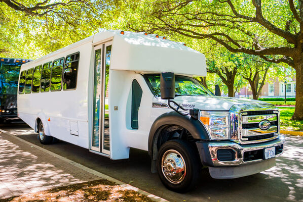 Maximize Your DC Stay with Mini Bus Rentals – Comfort on the Go!