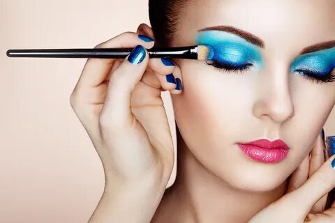 Top 10 Exceptional Makeup Artist in Noida