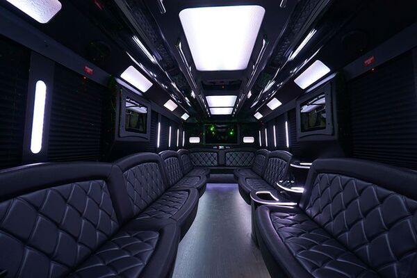 Party Bus Fort Myers: Ultimate Fun On Wheels