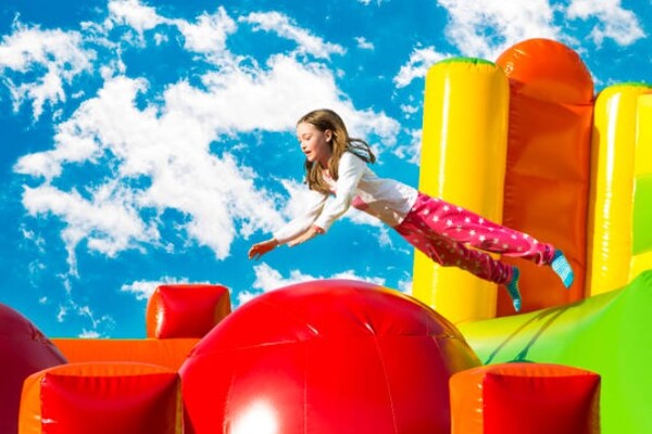 How to Find the Best Deals on Bounce House Rentals