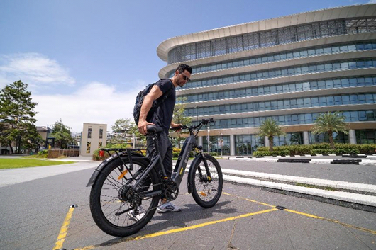 Het Nederlandse DYU loopt voorop in de toekomst met de lancering van de innovatieve C1 elektrische fiets