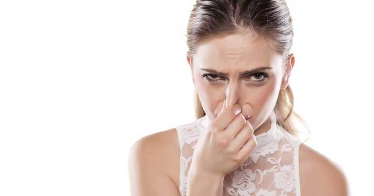 Why do dental implants cause bad breath?