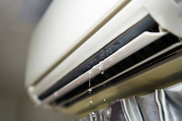 12 Problems Caused By A Leaking Air Conditioner