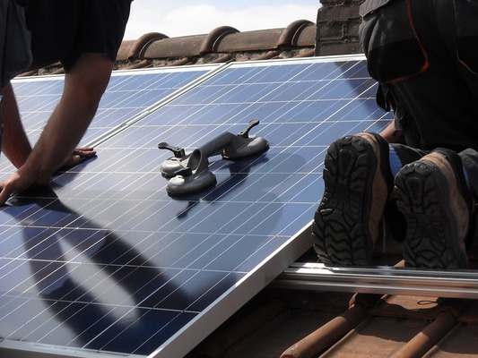 12 Signs You Need To Replace Your Solar Battery