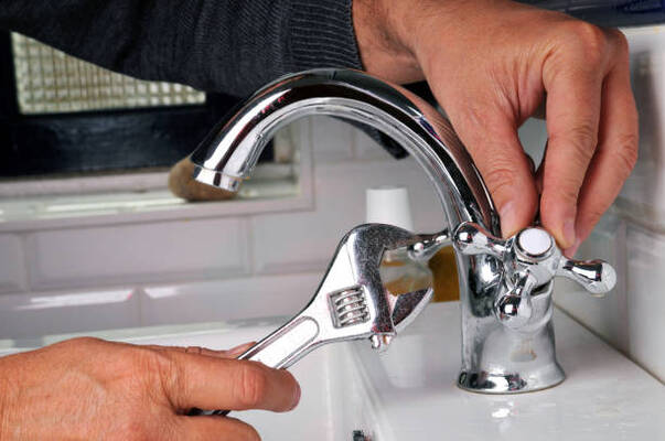 12 Steps For Properly Fixing A Leaking Faucet