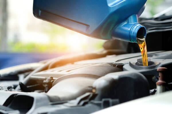 9 Signs Your Car Engine Needs An Oil Change