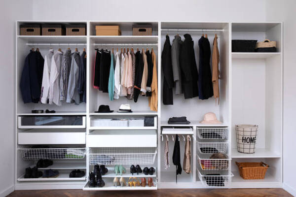 13 Built-in Closet Organization Hacks